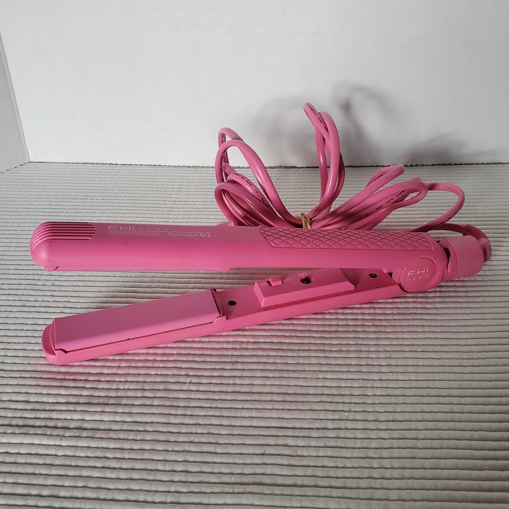 FFH Heat Technique G2 Flat Straighten Hot Curling Iron 1" FH126OP Pink Works